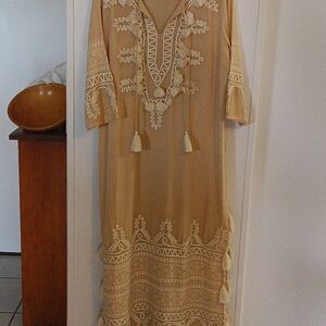 Roller Rabbit Kurta Beige Lined Dress